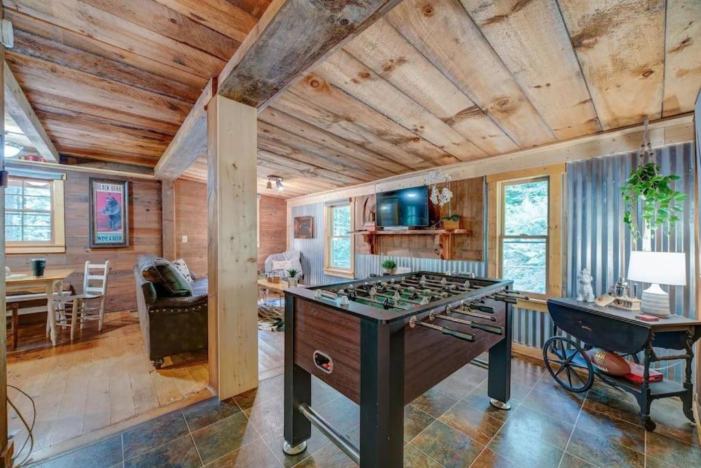 Bear Den Bungalow With Hot Tub Near Blue Ridge And Ellijay Εξωτερικό φωτογραφία