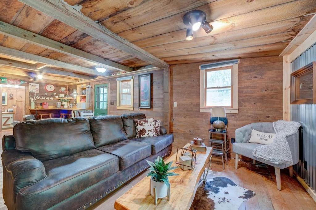 Bear Den Bungalow With Hot Tub Near Blue Ridge And Ellijay Εξωτερικό φωτογραφία